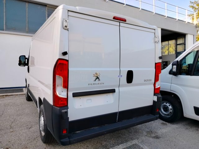 PEUGEOT Boxer usata, con Servosterzo