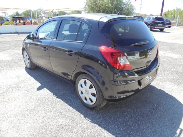 OPEL Corsa usata, con Climatizzatore
