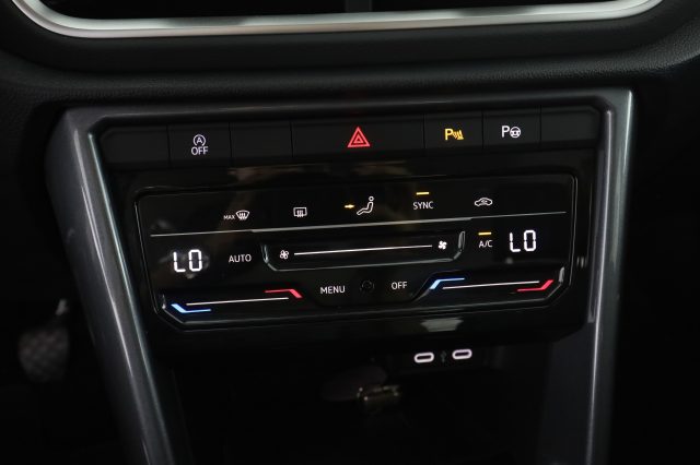 VOLKSWAGEN T-Roc usata 12