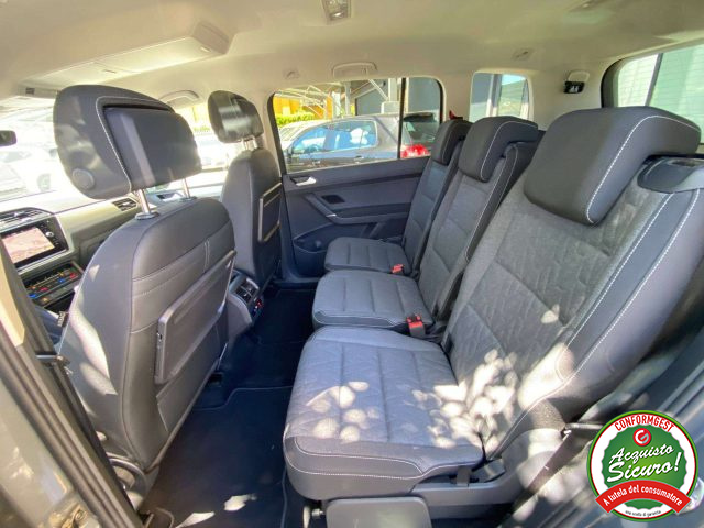 VOLKSWAGEN Touran usata, con ESP