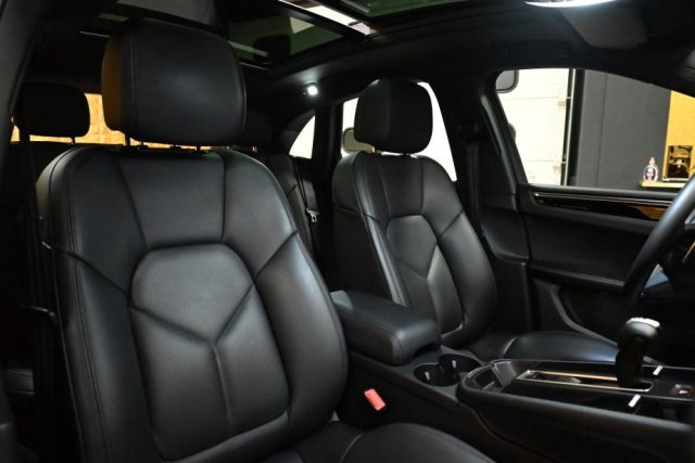 PORSCHE Macan usata 164