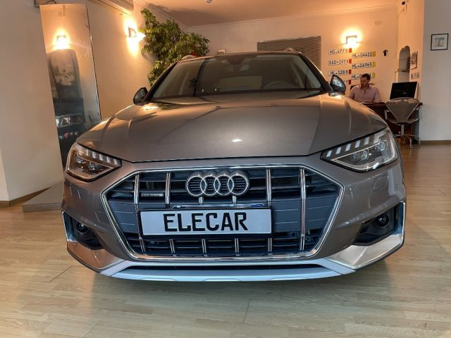 AUDI A4 allroad usata, con Airbag