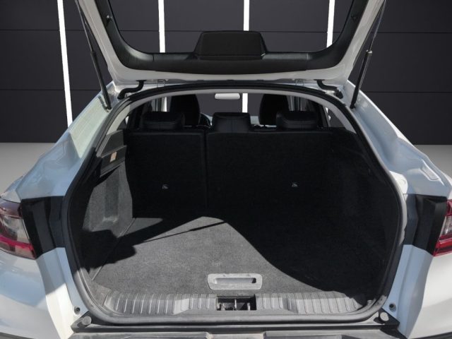 RENAULT Arkana usata, con Autoradio digitale