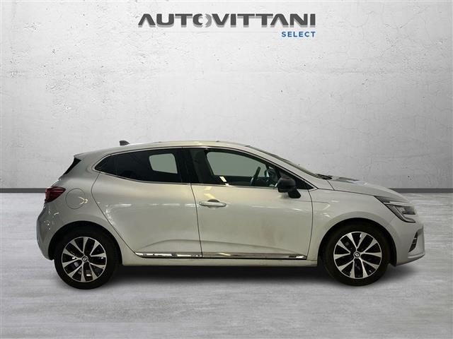 RENAULT Clio usata, con Alzacristalli elettrici