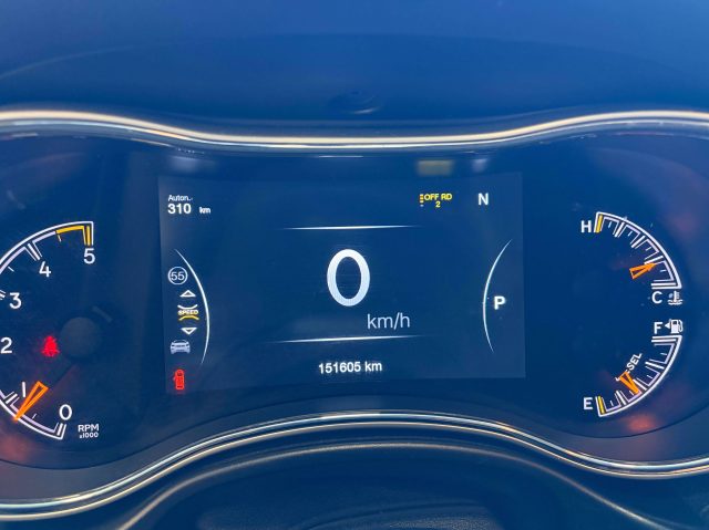 JEEP Grand Cherokee usata, con Autoradio