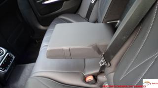 MERCEDES-BENZ C 300 usata, con Sensori di parcheggio posteriori