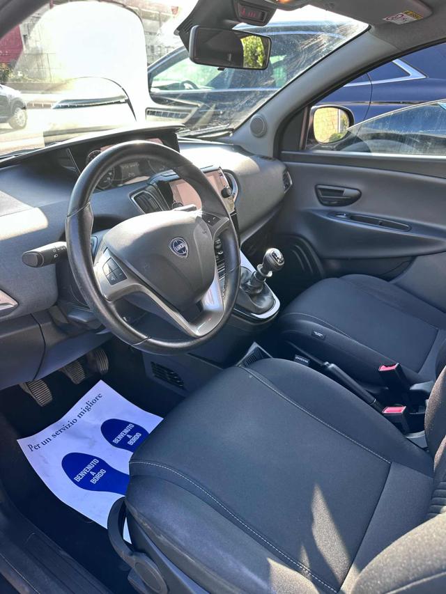 LANCIA Ypsilon usata, con Chiusura centralizzata