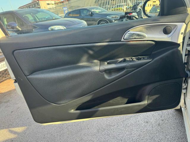 LANCIA Ypsilon usata, con Servosterzo
