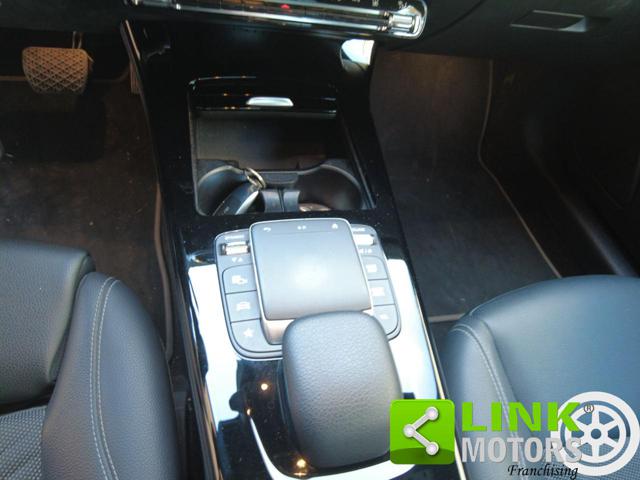 MERCEDES-BENZ A 250 usata, con Specchietti laterali elettrici