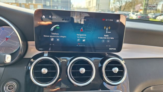 MERCEDES-BENZ GLC 200 usata, con USB