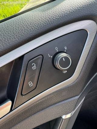 VOLKSWAGEN Golf usata, con Interni in pelle