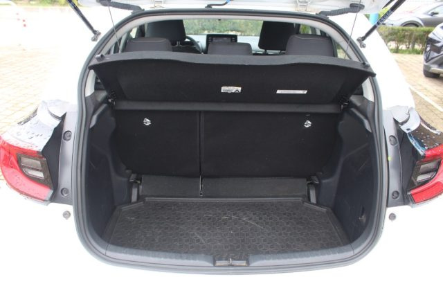 TOYOTA Yaris usata, con Servosterzo