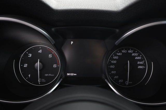 ALFA ROMEO Stelvio usata 6