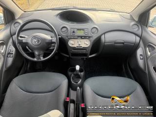 TOYOTA Yaris usata, con Boardcomputer