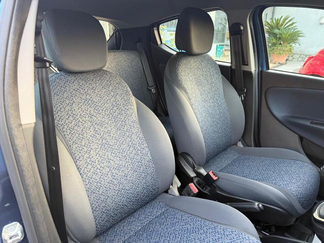 LANCIA Ypsilon usata, con Park Distance Control