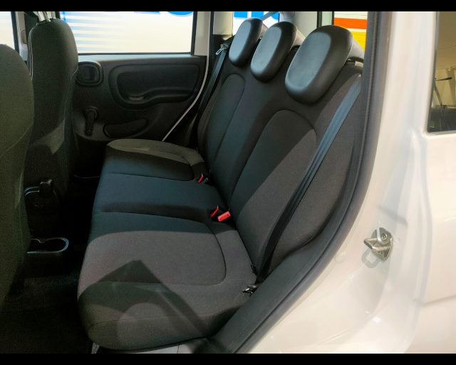 FIAT New Panda usata 18
