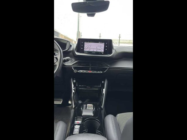 PEUGEOT 2008 usata, con Servosterzo