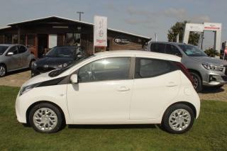 TOYOTA Aygo usata, con Autoradio