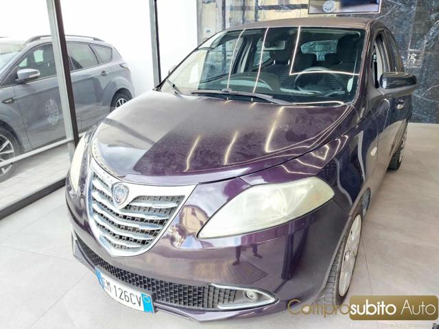 LANCIA Ypsilon usata, con Airbag