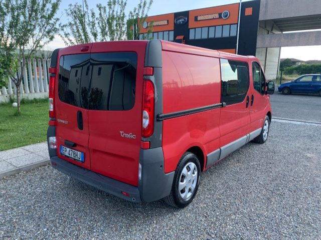 RENAULT Trafic usata, con Autoradio