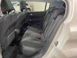PEUGEOT 308 usata, con Fendinebbia