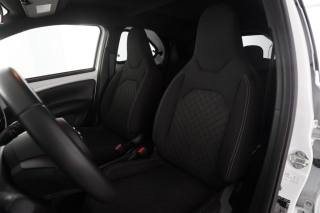 TOYOTA Aygo X usata 1