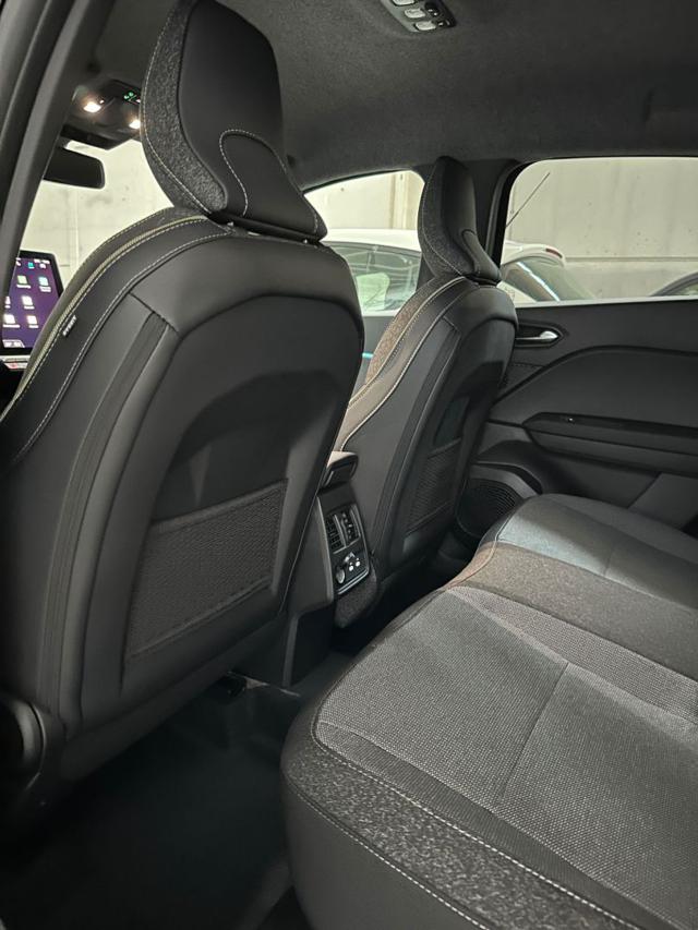 RENAULT Captur usata, con Touch screen