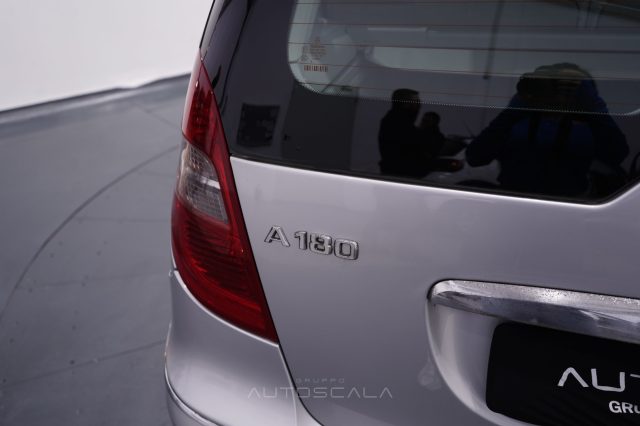 MERCEDES-BENZ A 180 usata 26