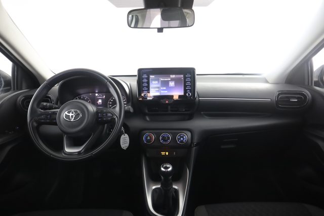 TOYOTA Yaris usata 4