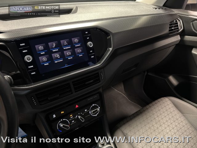 VOLKSWAGEN T-Cross usata, con USB