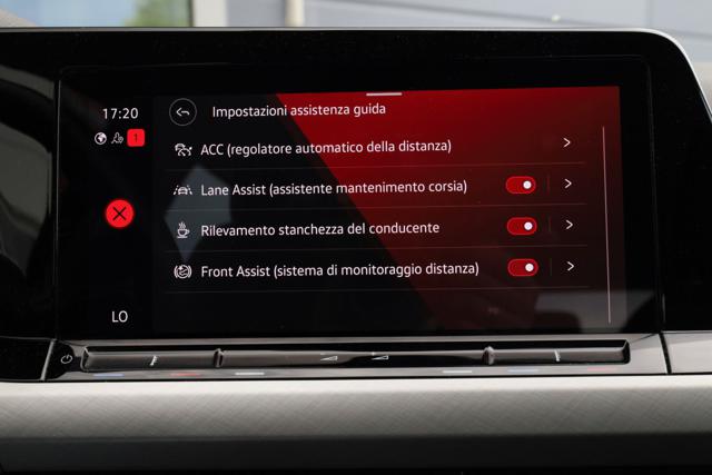 VOLKSWAGEN Golf Variant usata, con Chiamata automatica per emergenze