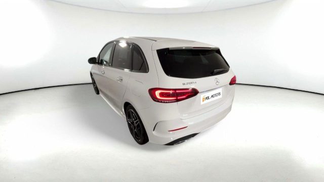 MERCEDES-BENZ B 200 usata, con Sistema di navigazione