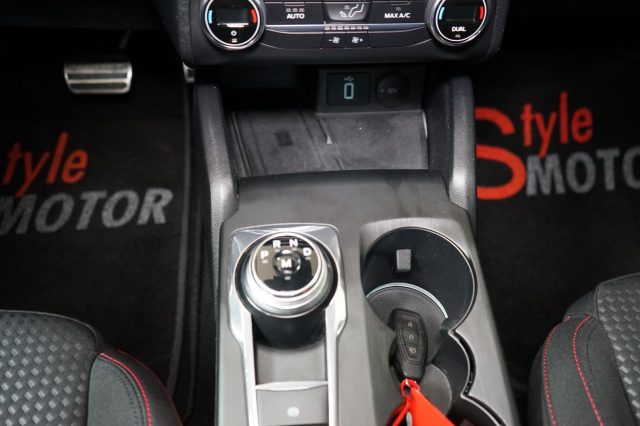 FORD Focus usata, con Boardcomputer