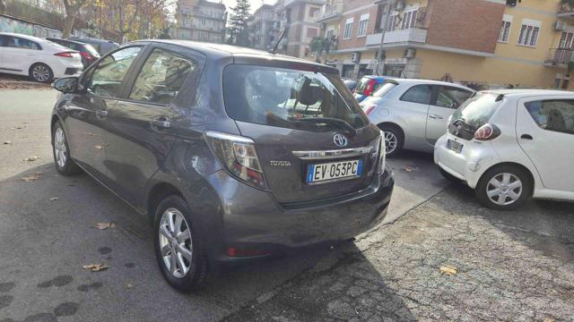 TOYOTA Yaris usata, con Alzacristalli elettrici