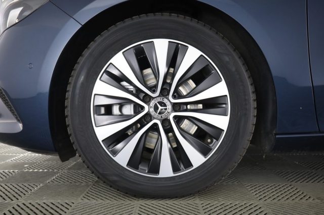 MERCEDES-BENZ CLA usata 8