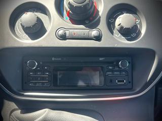 RENAULT Kangoo usata 17