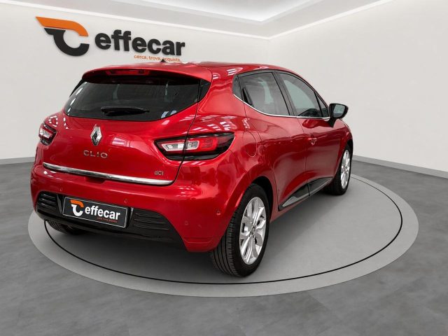 RENAULT Clio usata, con Boardcomputer