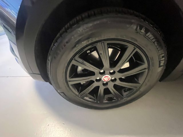 JAGUAR E-Pace usata, con Fari Xenon