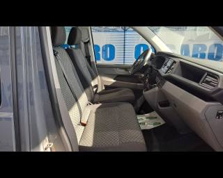 VOLKSWAGEN T6 Caravelle usata, con Cerchioni in acciaio
