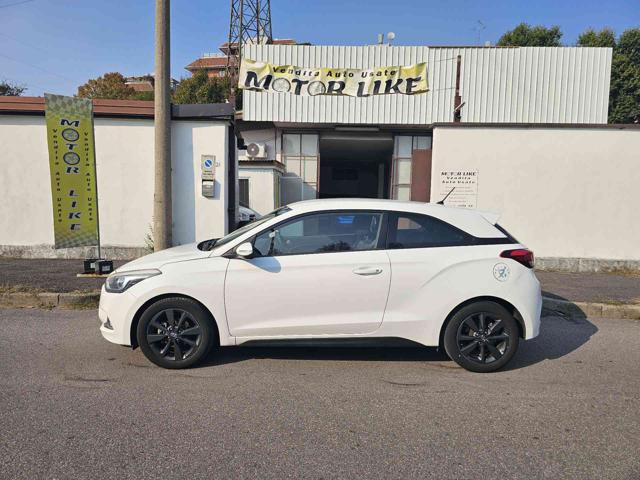 HYUNDAI i20 usata, con Airbag