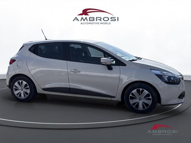 RENAULT Clio usata 4
