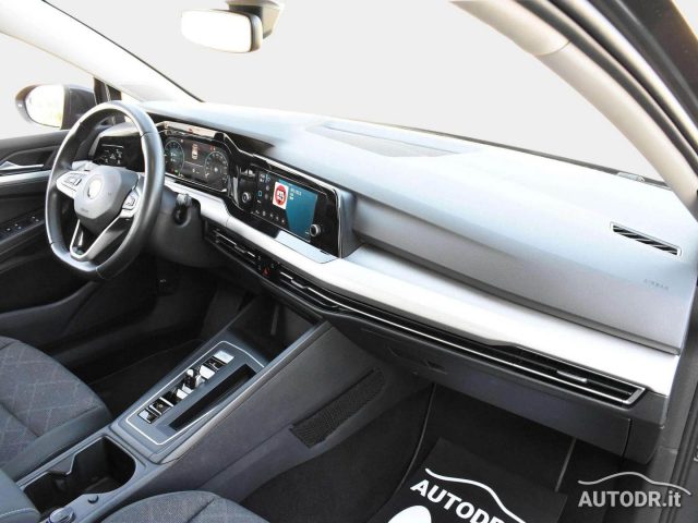 VOLKSWAGEN Golf usata, con Fari LED