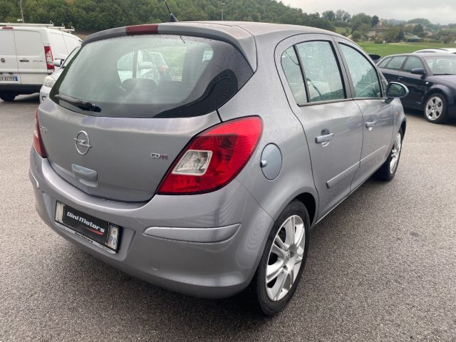 OPEL Corsa usata, con Autoradio