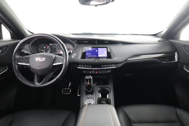 CADILLAC XT4 usata 4