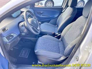LANCIA Ypsilon usata, con Autoradio