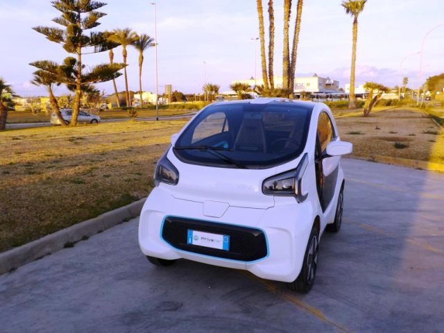 XEV Yoyo usata, con Alzacristalli elettrici