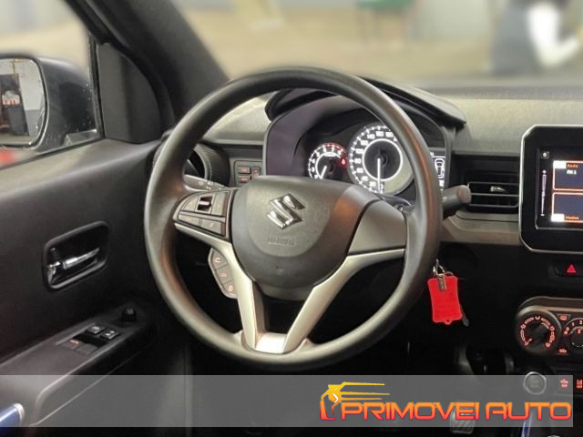 SUZUKI Ignis usata, con Autoradio