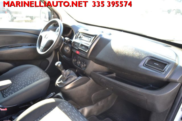 OPEL Combo usata 20