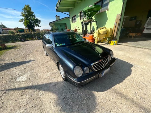 MERCEDES-BENZ E 270 usata, con Cerchi in lega