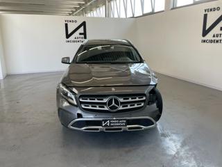MERCEDES-BENZ GLA 180 usata, con Airbag